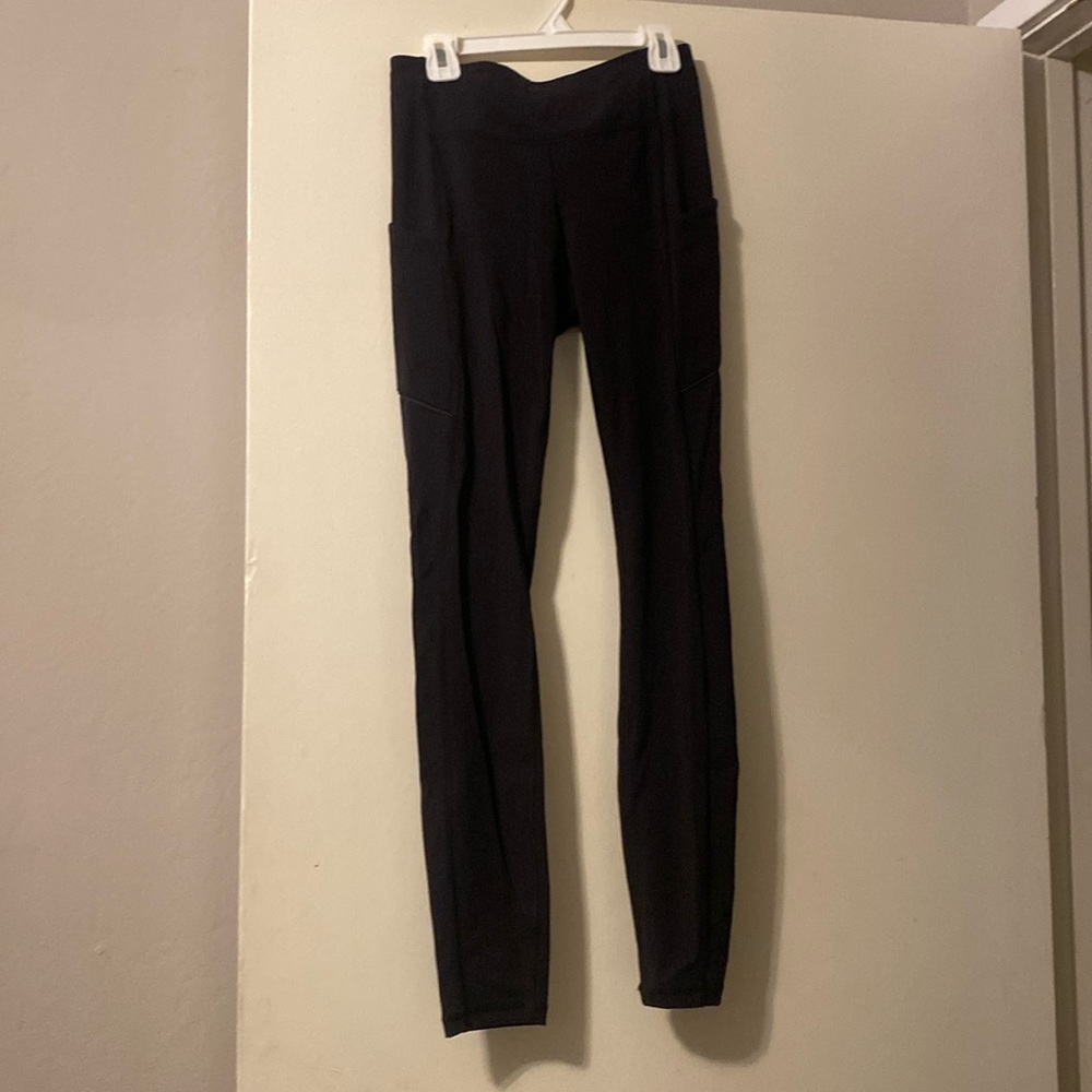 Lululemon black leggings
